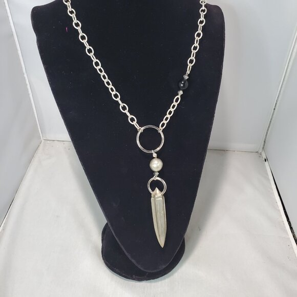 Banana Republic necklace features a chunky silver-toned chain and dagger - Picture 2 of 7